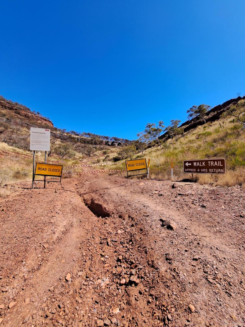 Temporary Road Closure - Mt Nameless Track and Walking Trail